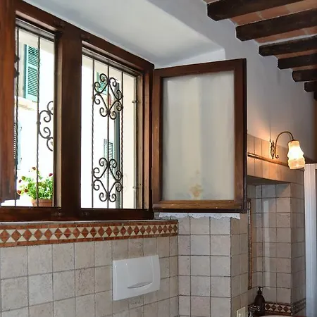 Casa Dell'ermanna Διαμέρισμα Κορτόνα